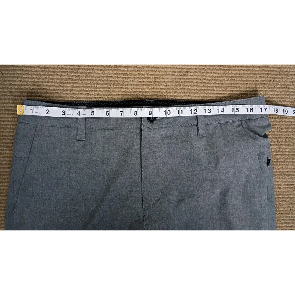 Vuori Aim V431 Pants Mens Chino Pants Sz  32x27 Gray  4  Way Stretch Slim Fit